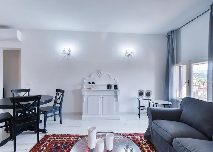 New Central Apartment & Rooms